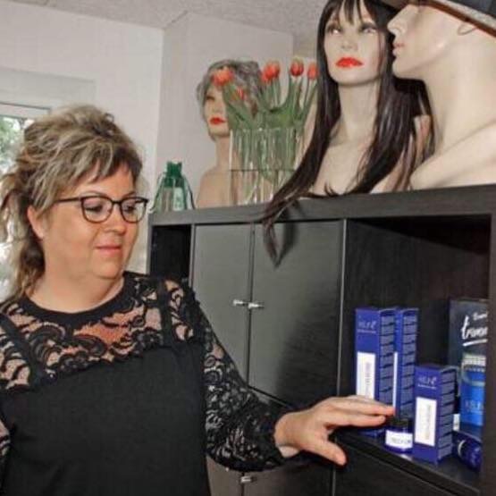 Randi fra Parykspecialisten